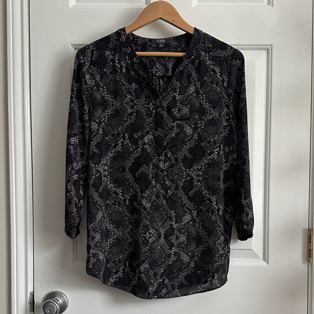 NYDJ Charcoal Snake Pattern Blouse